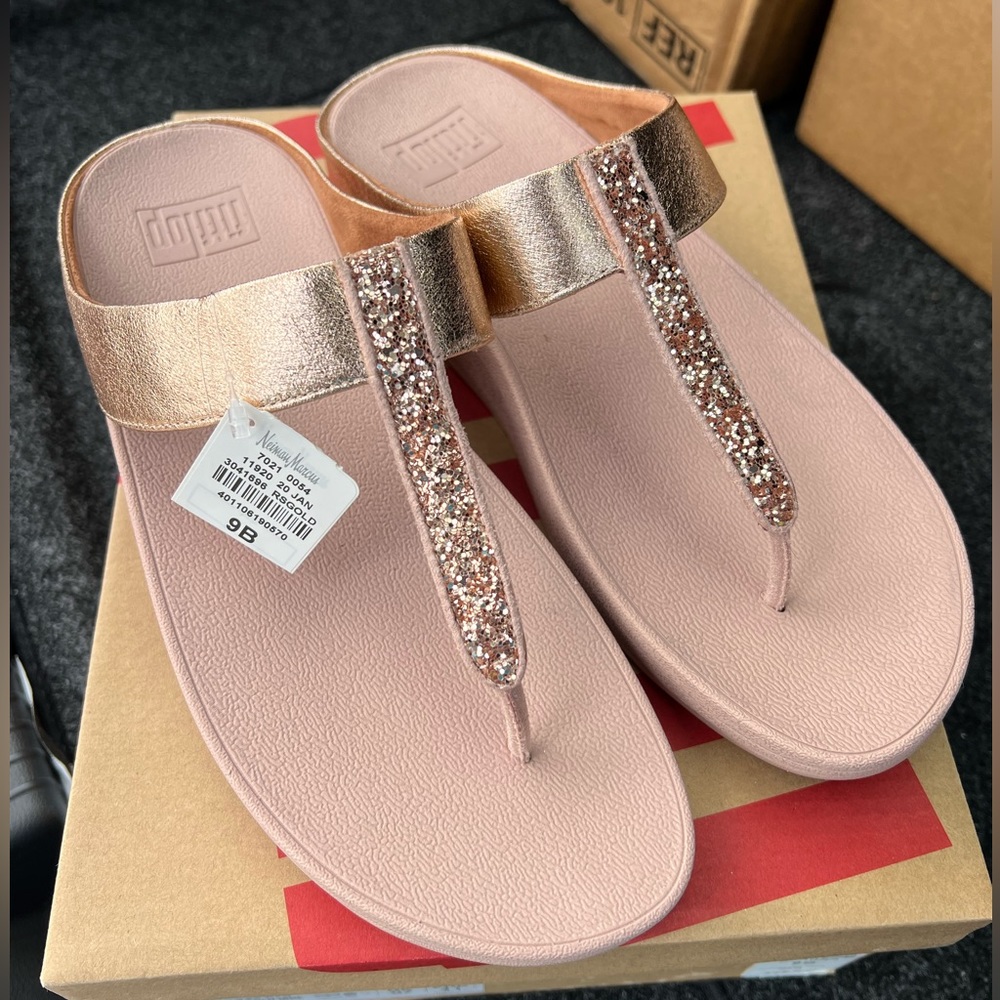 Fitflop Rose Gold Sandals Size 9B